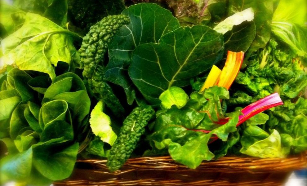 10 motive pentru care trebuie sa consumati legume cu frunze verzi in
